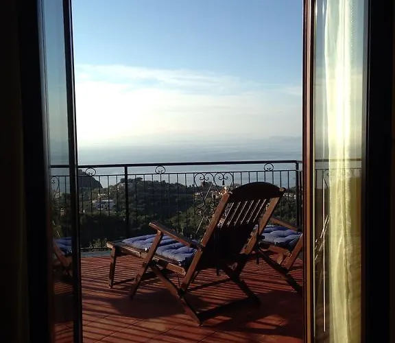 Terrazza Sul Golfo 马萨鲁布朗斯